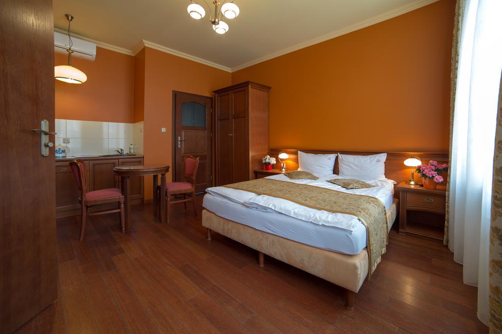 Aparthotel Rynek 16 à Sandomir Extérieur photo